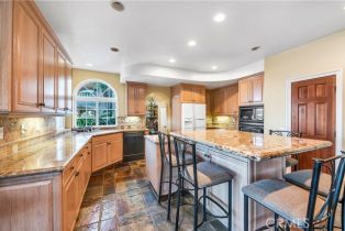 Single Family Residence, 21990 Village way, Canyon Lake, CA 92587 - 23