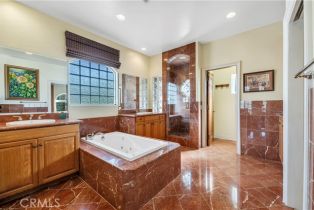 Single Family Residence, 21990 Village way, Canyon Lake, CA 92587 - 34