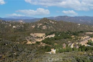 , 41591 Corte Vista Gusta, Murrieta, CA 92562 - 9