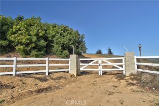 , 4 Calle Uva, Temecula, CA 92590 - 8