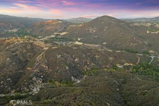 , 1 La Cresta Highlands cir, Murrieta, CA 92562 - 4