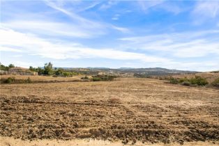 , 40431 Ronald Road, Temecula, CA 92592 - 5