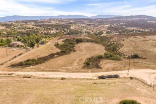, 40431 Ronald Road, Temecula, CA 92592 - 7