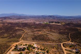 , 0 Avenida Manana, Murrieta, CA 92563 - 8