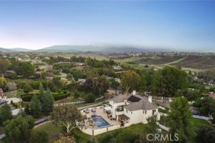 Single Family Residence, 33120 Vino way, Temecula, CA 92591 - 4