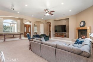 Single Family Residence, 19654 Celia Vista, Murrieta, CA 92562 - 13