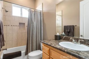 Single Family Residence, 19654 Celia Vista, Murrieta, CA 92562 - 45