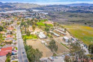 Single Family Residence, 28830 Vacation dr, Canyon Lake, CA 92587 - 47