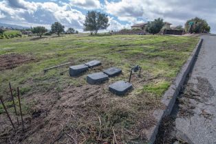 , 5 Yucca rd, Fallbrook, CA 92028 - 8