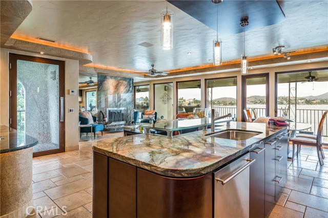 Condominium, 22052 Treasure Island dr, Canyon Lake, CA 92587 - 1