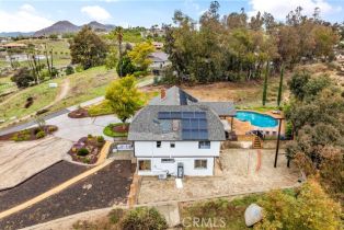 Single Family Residence, 38680 Mesa rd, Temecula, CA 92592 - 55