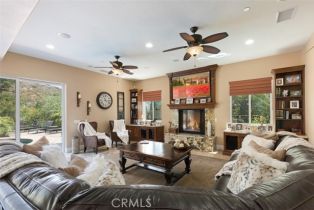 Single Family Residence, 21128 Via Los Laureles, Murrieta, CA 92562 - 12