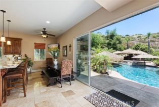 Single Family Residence, 21128 Via Los Laureles, Murrieta, CA 92562 - 17