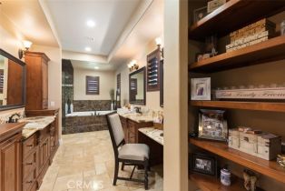 Single Family Residence, 21128 Via Los Laureles, Murrieta, CA 92562 - 34