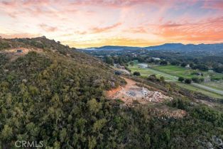 , 39948 Avenida La Cresta, Murrieta, CA 92562 - 5