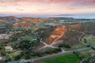 , 39948 Avenida La Cresta, Murrieta, CA 92562 - 6