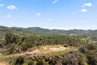 , 2 Las Palmeras dr, Temecula, CA 92590 - 7