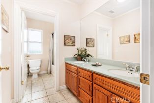 Single Family Residence, 20759 Gabriella ln, Murrieta, CA 92562 - 38