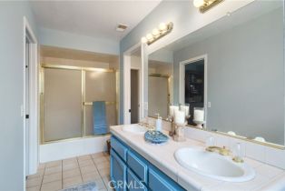 Single Family Residence, 31065 Avenida Del Reposo, Temecula, CA 92591 - 47