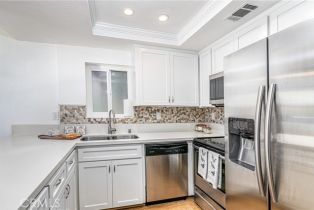 Condominium, 24311 Canyon Lake dr, Canyon Lake, CA 92587 - 8