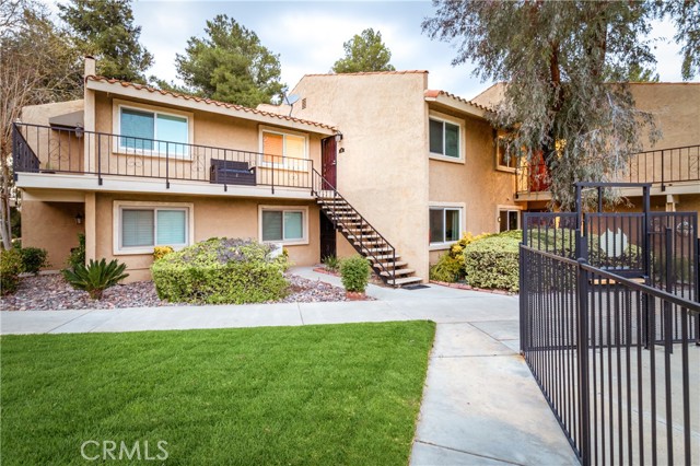 Condominium, 24311 Canyon Lake dr, Canyon Lake, CA 92587 - 1