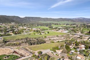 Single Family Residence, 25070 Hayes ave, Murrieta, CA 92562 - 2