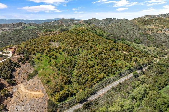 , 48825 Via Vaquero, Temecula, CA 92590 - 1