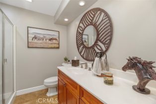 Single Family Residence, 19315 Avenida Cordoba, Murrieta, CA 92562 - 28