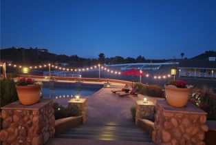 Single Family Residence, 19315 Avenida Cordoba, Murrieta, CA 92562 - 32