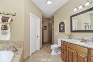 Single Family Residence, 19315 Avenida Cordoba, Murrieta, CA 92562 - 41