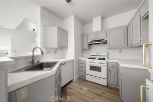 Condominium, 7768 Portofino ave, Anaheim Hills, CA 92808 - 7