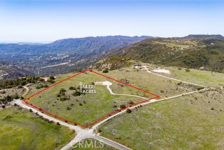 , 21 Avocado Mesa, Murrieta, CA 92562 - 3