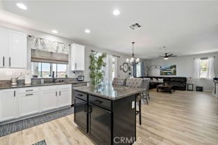 Single Family Residence, 35425 Evening Glow dr, Murrieta, CA 92563 - 20