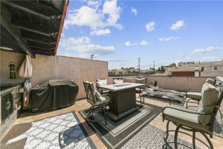 Single Family Residence, 300 Prospect ave, Redondo Beach, CA 90277 - 33