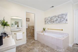 Single Family Residence, 22316 Bear Creek dr, Murrieta, CA 92562 - 40