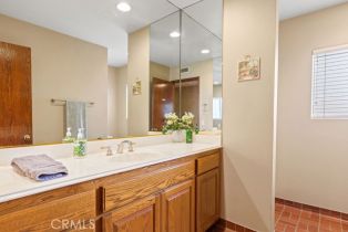 Single Family Residence, 130 Avenida Veracruz, Anaheim Hills, CA 92808 - 13