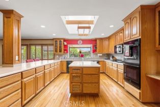 Single Family Residence, 130 Avenida Veracruz, Anaheim Hills, CA 92808 - 8