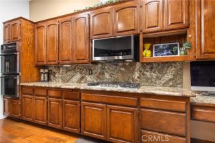 Single Family Residence, 22255 Village Way dr, Canyon Lake, CA 92587 - 11