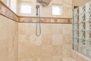 Single Family Residence, 22255 Village Way dr, Canyon Lake, CA 92587 - 25