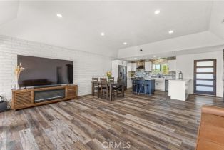 Condominium, 22402 Canyon Club dr, Canyon Lake, CA 92587 - 9