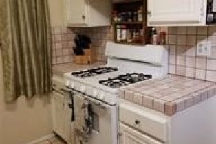 Townhouse, 2100 Palmyra ave, Orange, CA 92868 - 6