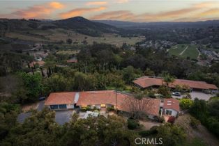 Single Family Residence, 2918 Los Campos dr, Fallbrook, CA 92028 - 2