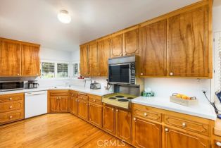 Single Family Residence, 40057 Shore rd, Fallbrook, CA 92028 - 8