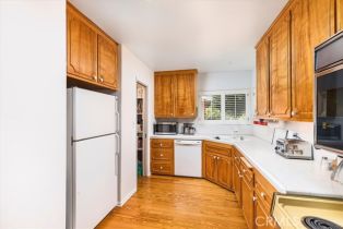 Single Family Residence, 40057 Shore rd, Fallbrook, CA 92028 - 9