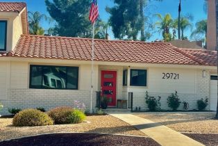 Single Family Residence, 29721 Sloop DR, Canyon Lake, CA  Canyon Lake, CA 92587