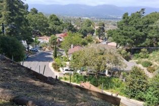 , 1240 Micheltorena #13 st, Santa Barbara, CA 93101 - 5