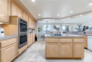 Single Family Residence, 30200 Clear Water dr, Canyon Lake, CA 92587 - 14