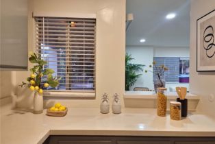 Condominium, 5674 Windsor way, Culver City, CA 90230 - 4