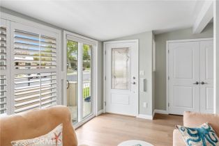 Condominium, 1860 Sunningdale rd, Seal Beach, CA 90740 - 9