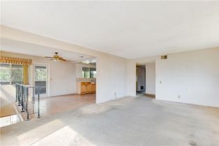 Single Family Residence, 1360 Fallbrook st, Fallbrook, CA 92028 - 10